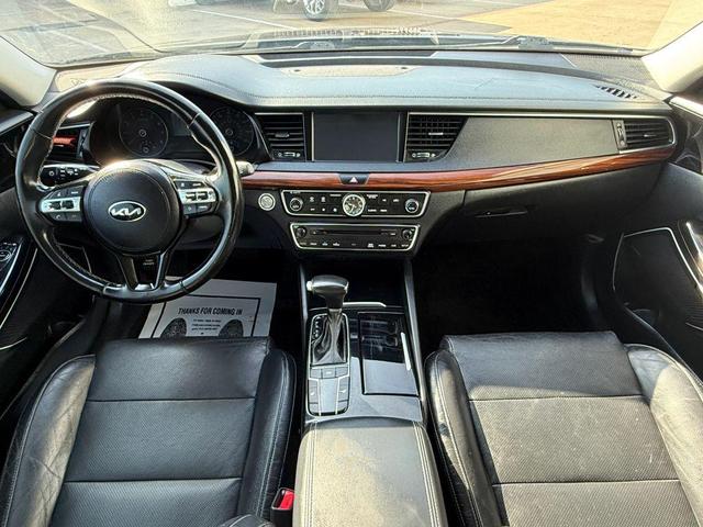 Photo of 2018 Gray Kia Cadenza