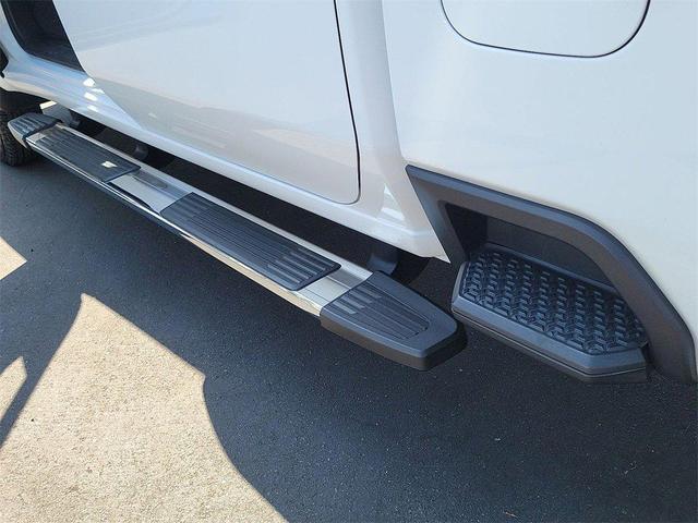 Photo of 2024 Summit White GMC Sierra 3500