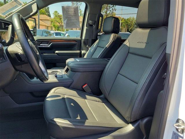 Photo of 2024 Summit White GMC Sierra 3500