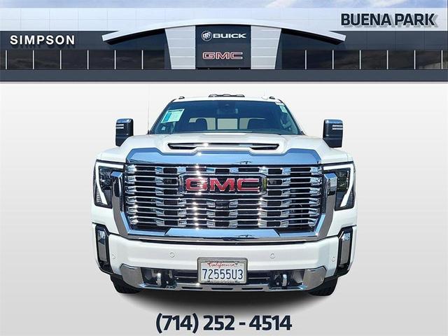Photo of 2024 Summit White GMC Sierra 3500