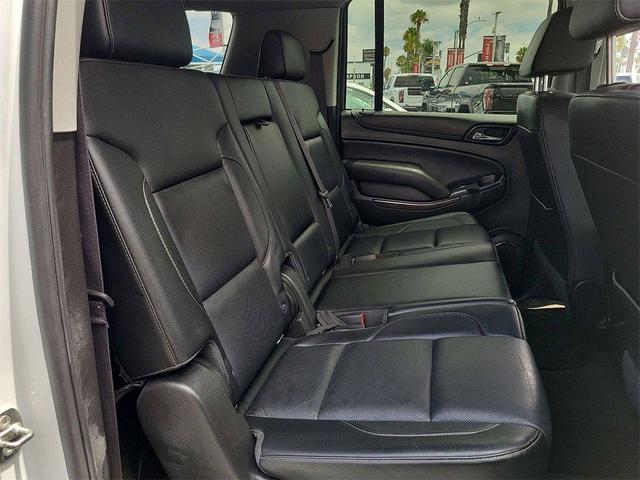 Photo of 2017 Summit White GMC Yukon XL