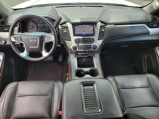 Photo of 2017 Summit White GMC Yukon XL