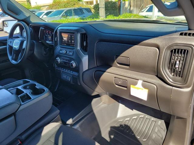 Photo of 2025 Onyx Black GMC Sierra 1500
