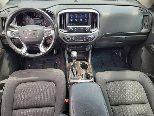 Photo of 2022 Dynamic Blue Metallic GMC Canyon