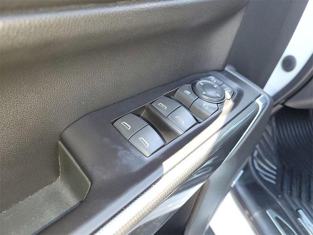 Photo of 2020 Summit White GMC Sierra 1500