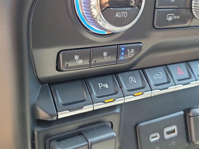 Photo of 2020 Summit White GMC Sierra 1500