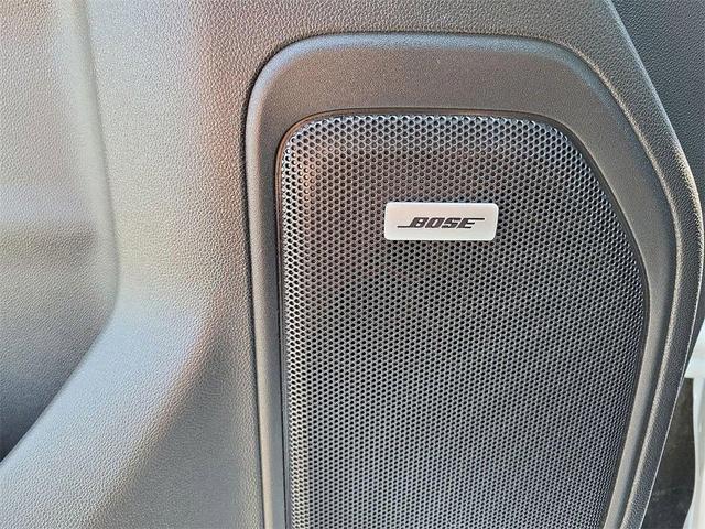 Photo of 2020 Summit White GMC Sierra 1500