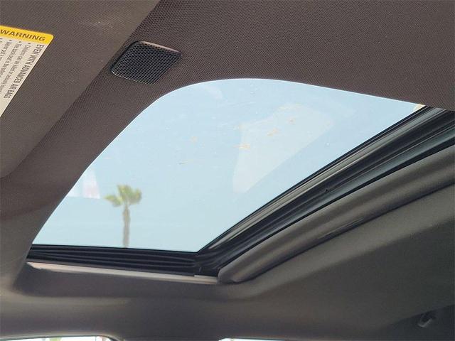 Photo of 2020 Summit White GMC Sierra 1500