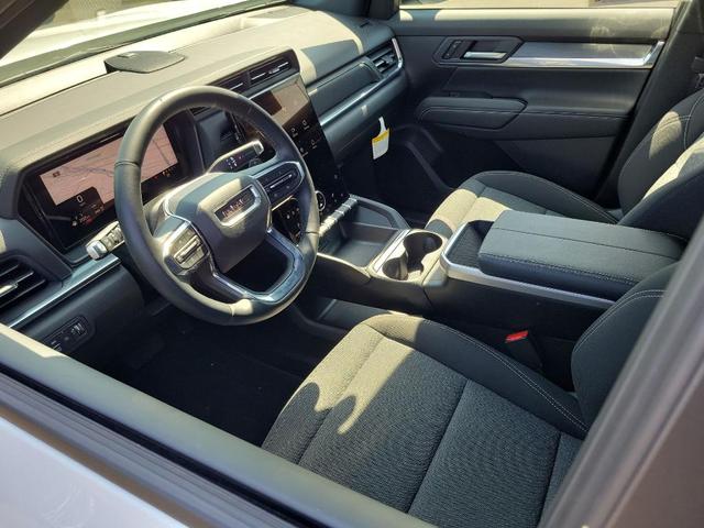 Photo of 2026 Summit White GMC Terrain