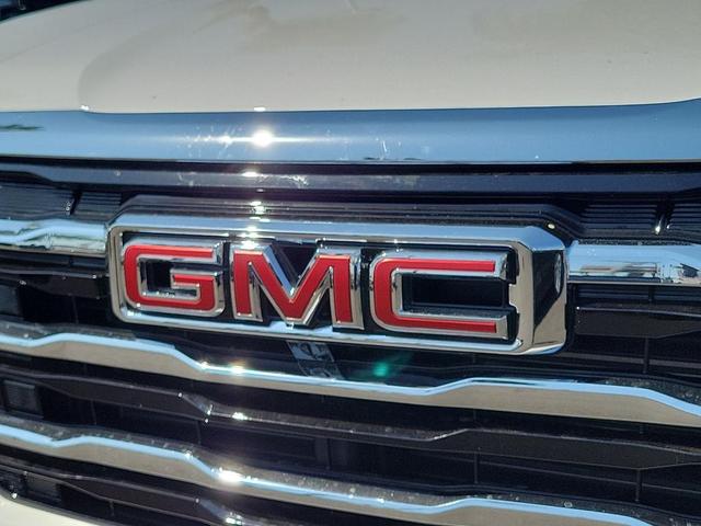 Photo of 2026 Summit White GMC Terrain