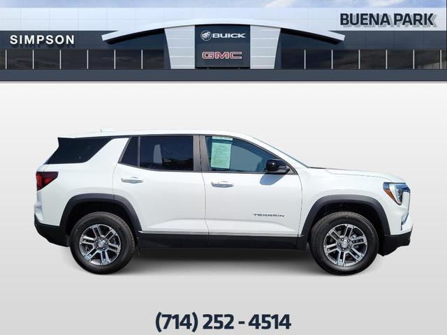 Photo of 2026 Summit White GMC Terrain
