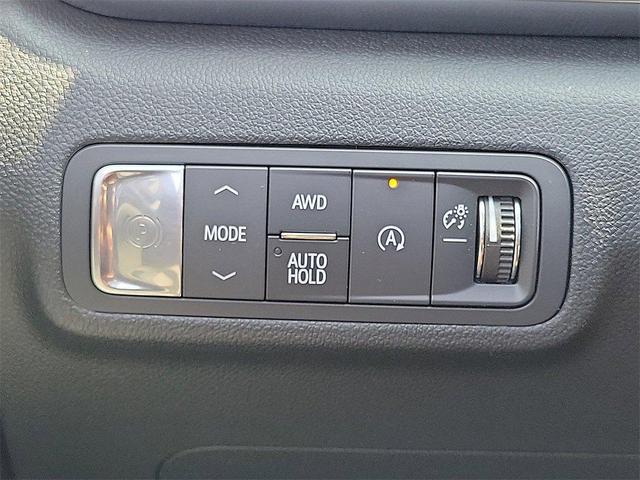Photo of 2026 Summit White GMC Terrain