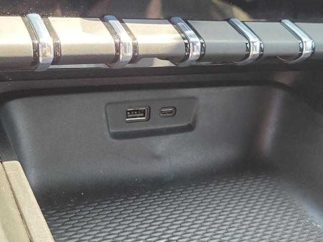 Photo of 2026 Summit White GMC Terrain