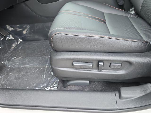 Photo of 2025 Platinum White Pearl Honda Ridgeline