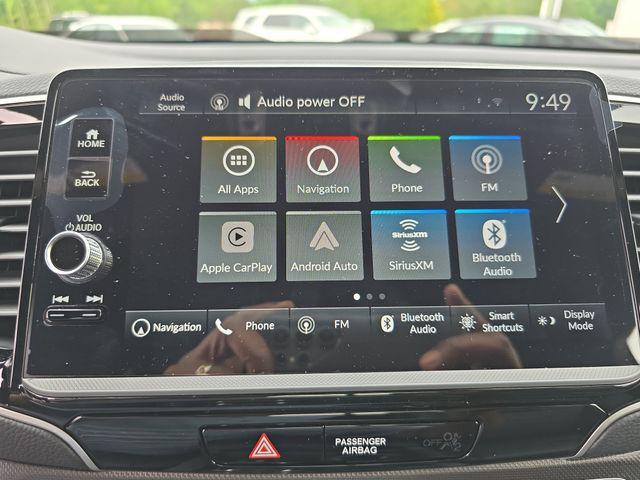 Photo of 2025 Platinum White Pearl Honda Ridgeline