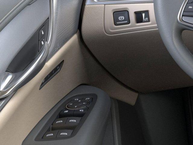 Photo of 2025 Crystal White Tricoat Cadillac XT5