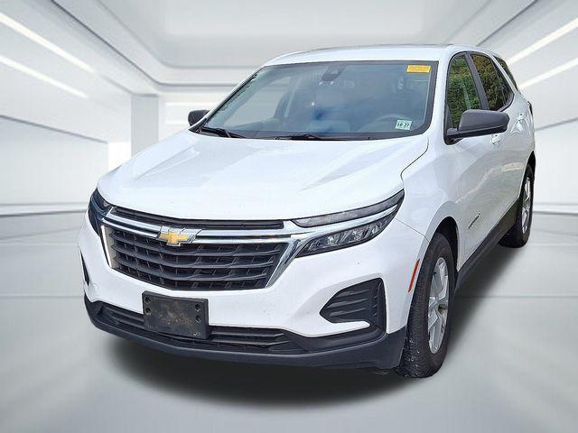 Photo of 2022 Summit White Chevrolet Equinox