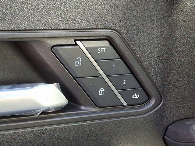 Photo of 2025 Tide Metallic (Ice Blue) GMC HUMMER EV SUV
