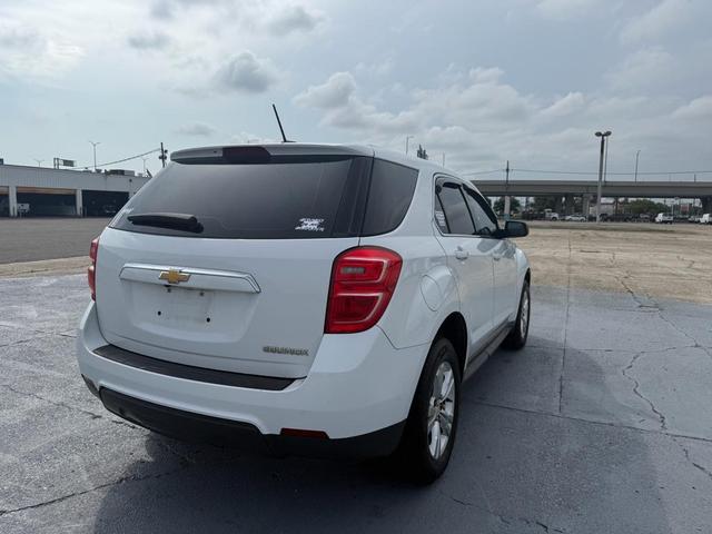 Photo of 2016 Summit White Chevrolet Equinox