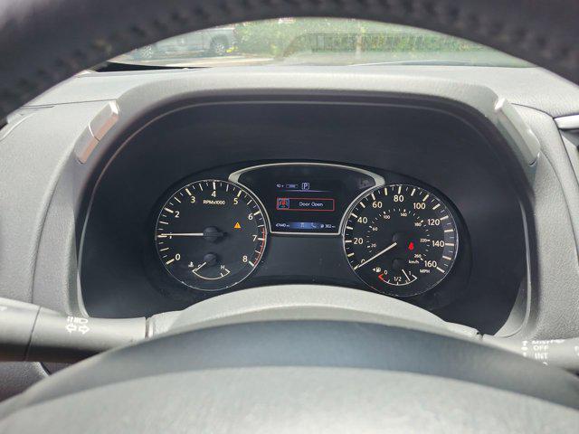 Photo of 2020 Caspian Blue Metallic Nissan Pathfinder