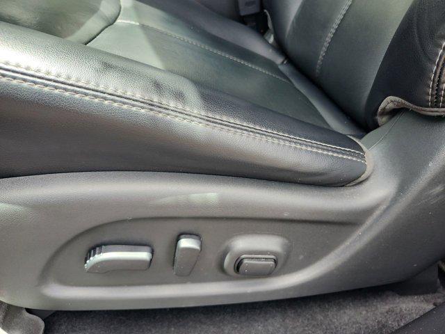 Photo of 2020 Caspian Blue Metallic Nissan Pathfinder