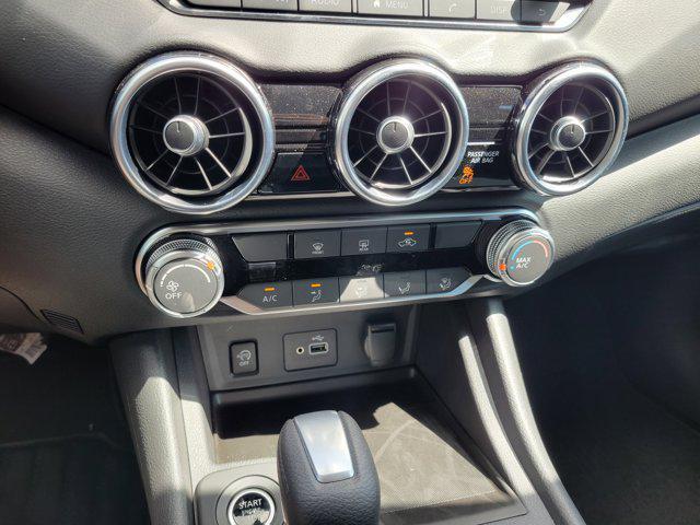 Photo of 2025 Gun Metallic Nissan Sentra