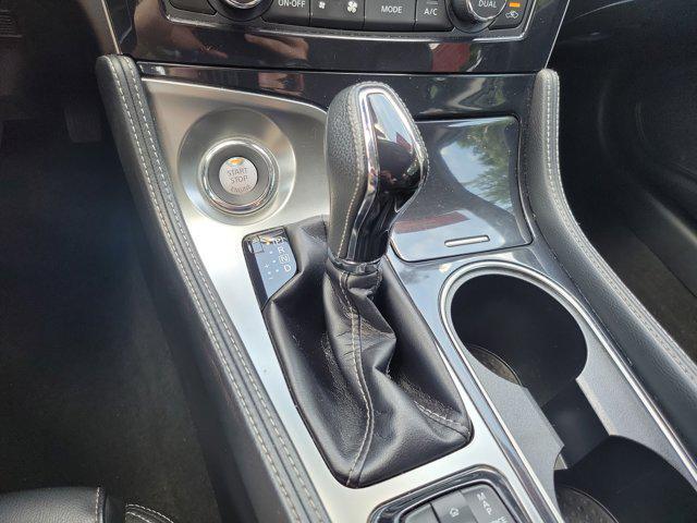 Photo of 2023 Brilliant Silver Metallic Nissan Maxima