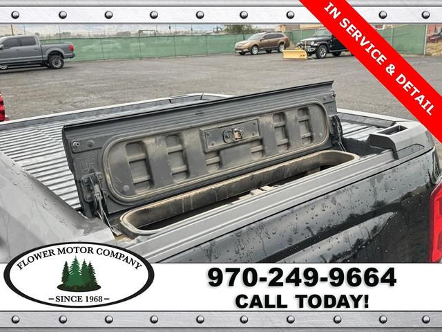 Photo of 2017 Black Chevrolet Silverado 1500