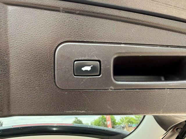 Photo of 2014 Graphite Luster Metallic Acura MDX