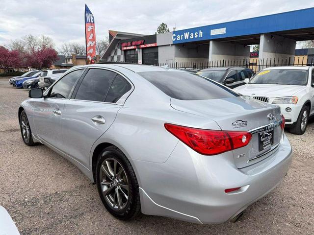 Photo of 2017 Liquid Platinum INFINITI Q50