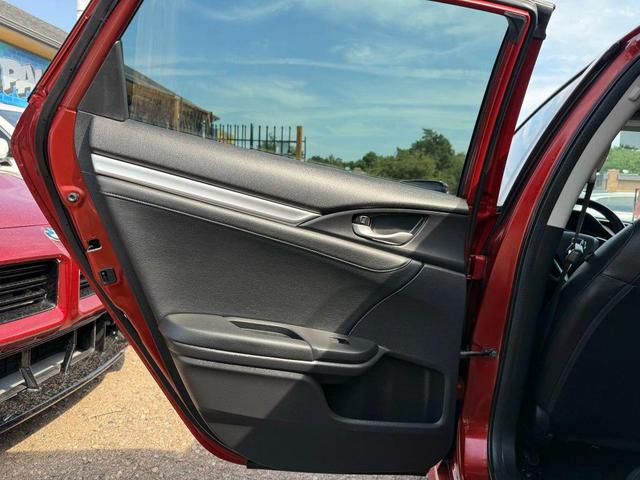 Photo of 2019 Orange Honda Civic