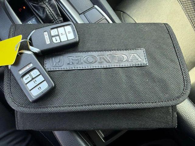 Photo of 2019 Orange Honda Civic