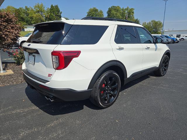 Photo of 2022 STAR WHITE MET TRI-COAT Ford Explorer