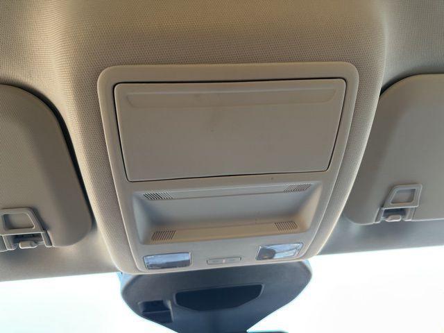 Photo of 2024 Gray Metallic Ford Escape