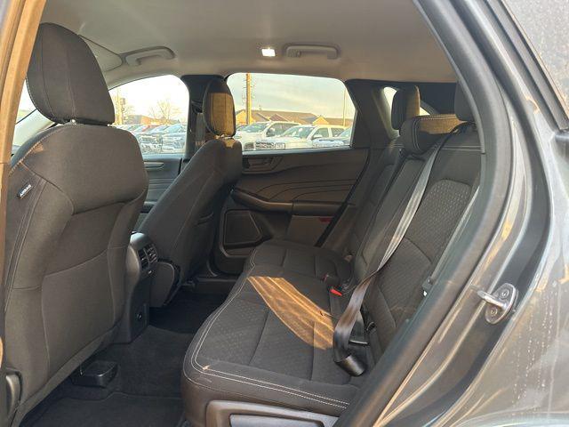 Photo of 2024 Gray Metallic Ford Escape