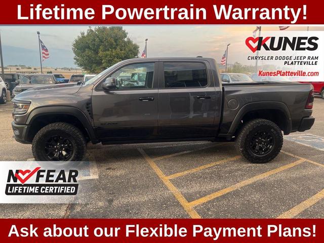 Photo of 2024 Granite Crystal Metallic Clearcoat RAM 1500