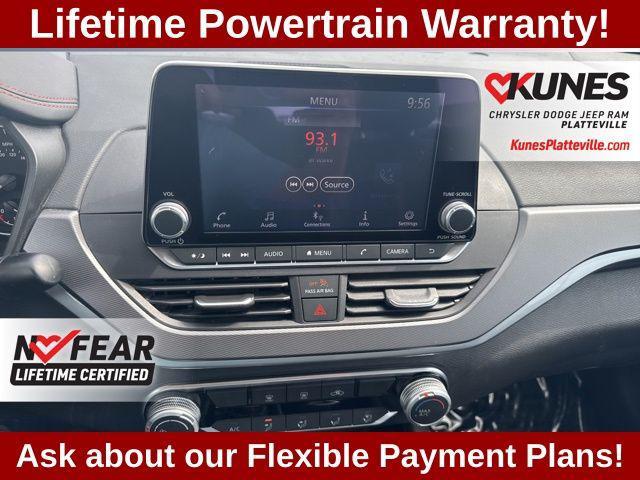 Photo of 2024 Gray Sky Pearl Nissan Altima