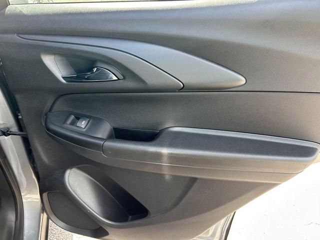 Photo of 2023 Sterling Gray Metallic Chevrolet Trailblazer
