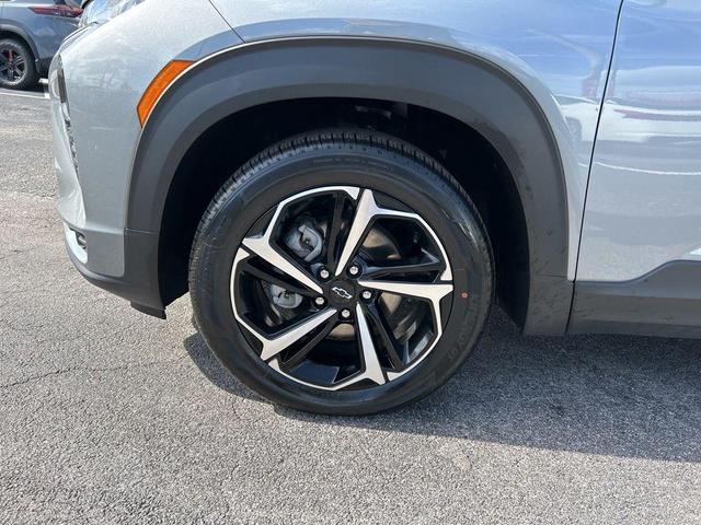 Photo of 2023 Sterling Gray Metallic Chevrolet Trailblazer