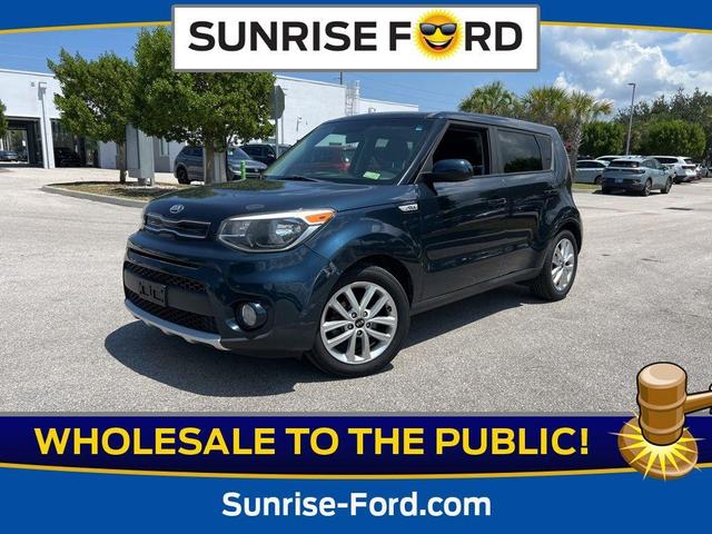 Photo of 2018 Mysterious Blue Kia Soul