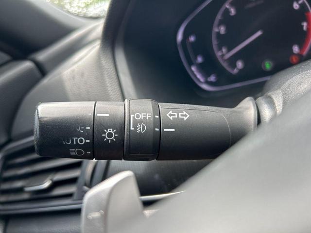 Photo of 2020 Crystal Black Pearl Honda Accord
