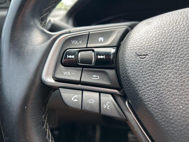 Photo of 2020 Crystal Black Pearl Honda Accord