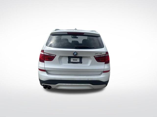 Photo of 2017 White Metallic BMW X3