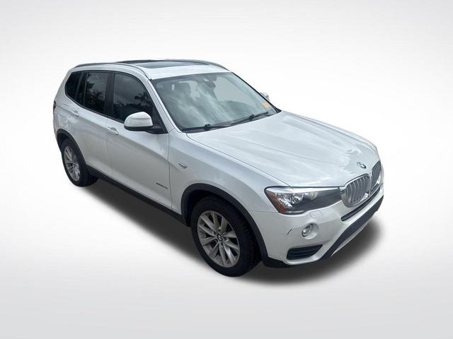 Photo of 2017 White Metallic BMW X3