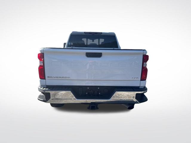 Photo of 2022 Summit White Chevrolet Silverado 2500
