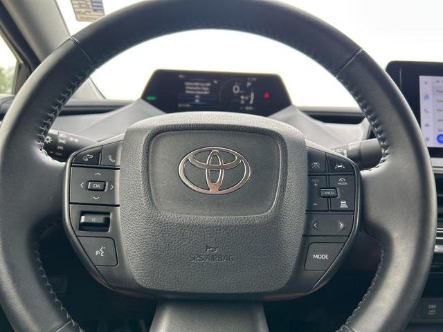 Photo of 2024 Midnight Black Metallic Toyota Prius