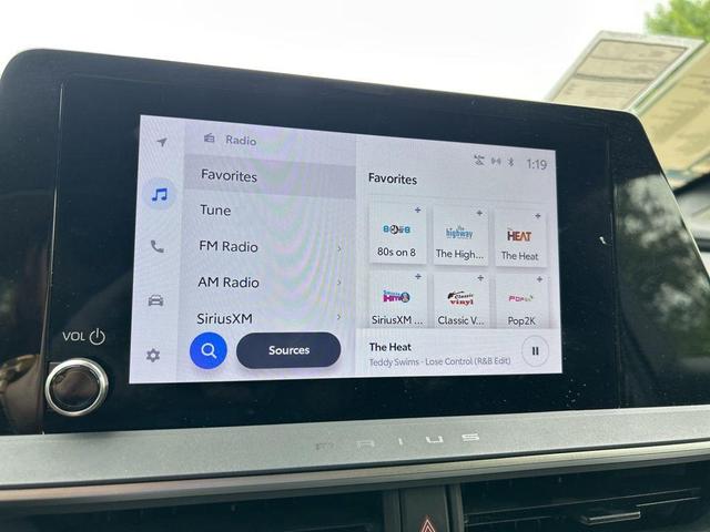 Photo of 2024 Midnight Black Metallic Toyota Prius