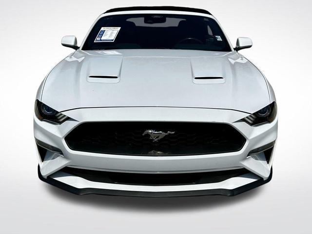 Photo of 2023 Oxford White Ford Mustang