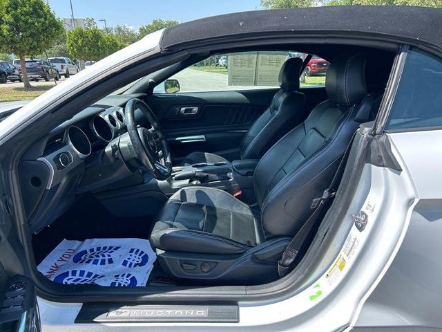 Photo of 2023 Oxford White Ford Mustang