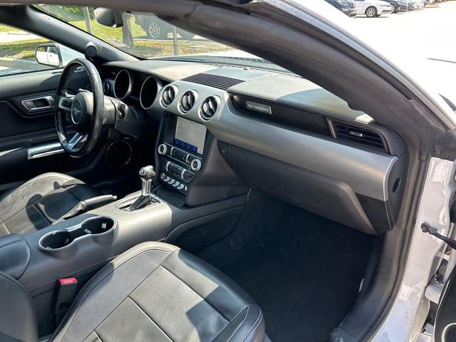 Photo of 2023 Oxford White Ford Mustang